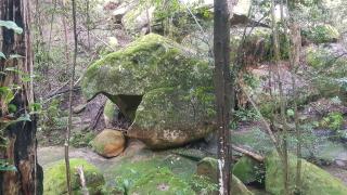 Florabella Pass rocks